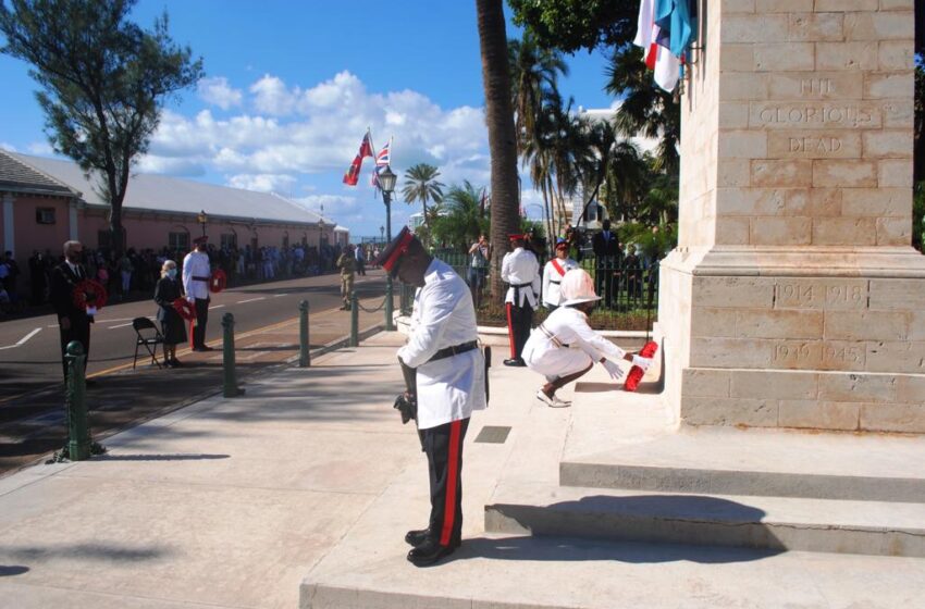  Governor, Premier and Others Participate in Scaled Back Remembrance Day Ceremony