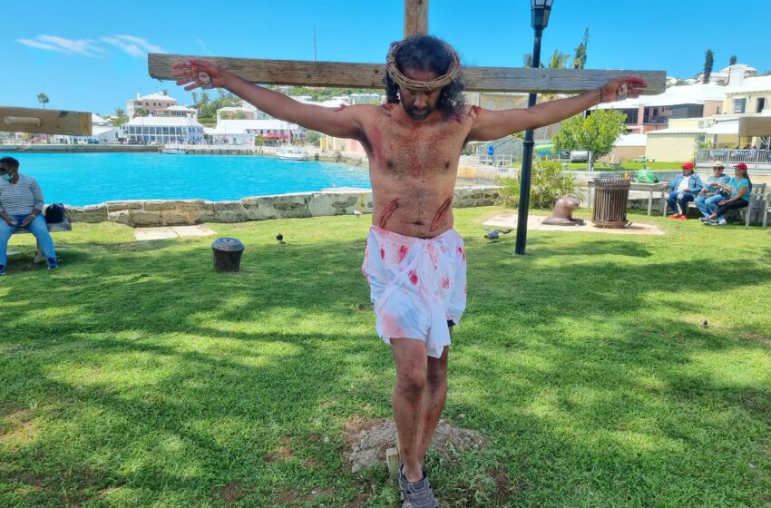  Crucifixion Reenactment in St. George’s Cotinues After Two-Year Hiatus
