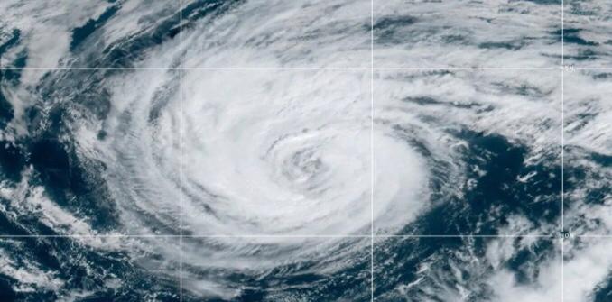  Hurricane watch now in effect for Bermuda as Earl churns closer