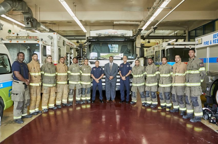  N.S.Minister Weeks Meets BFRS New Recruits