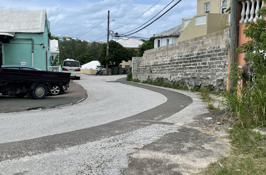  CURVING AVENUE  PEMBROKE  ROAD CLOSURE  FOR  A FUNERAL WAKE