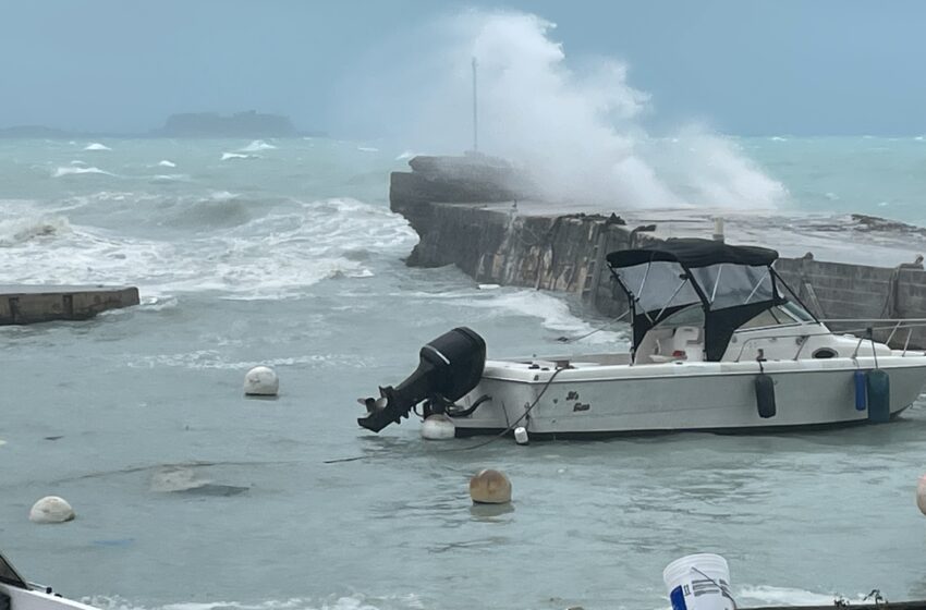  Bermuda Remains Cautious as Post Tropical Cyclone Idalia Passes