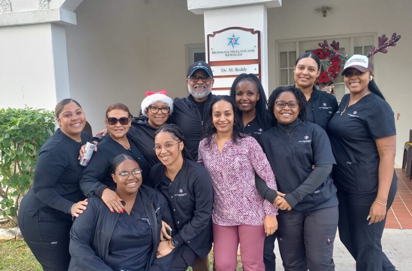 Bermuda Healthcare Services Provides 150 Turkeys over the weekend