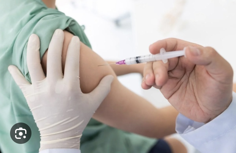 COVID-19 and Influenza Vaccines Available at Hamilton Health Centre