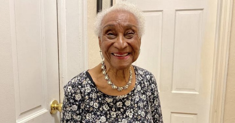  Retired nurse from Queens celebrates 100th birthday