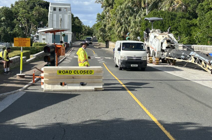  Lane Closure on Middle Road in Warwick for Paving Works