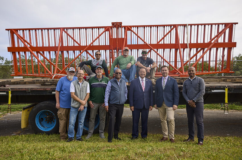  Transport Minister Furbert meets with the U.S. FAA at Airport Radar Site