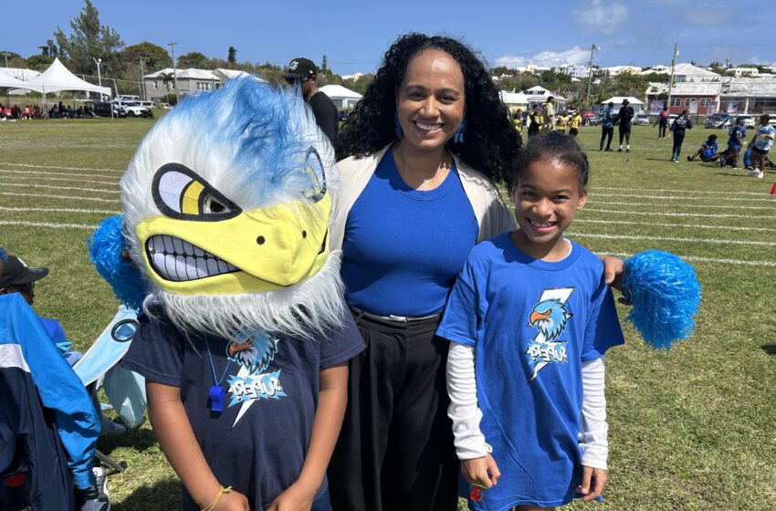  Minister Furbert Commends Community Spirit at Warren Simmons Naval Field Event