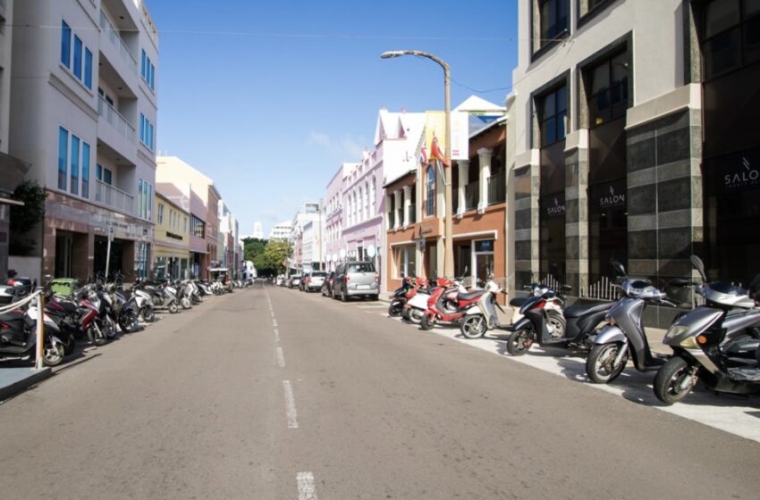  Four Businesses Burglarized During Hurricane Imelda Visit to Bermuda